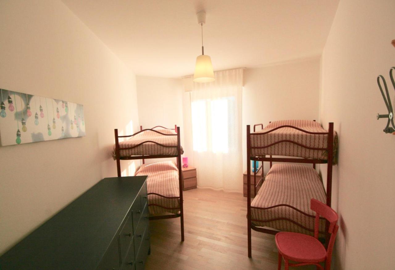 Darsena Apartment Линяно Сабиадоро Екстериор снимка